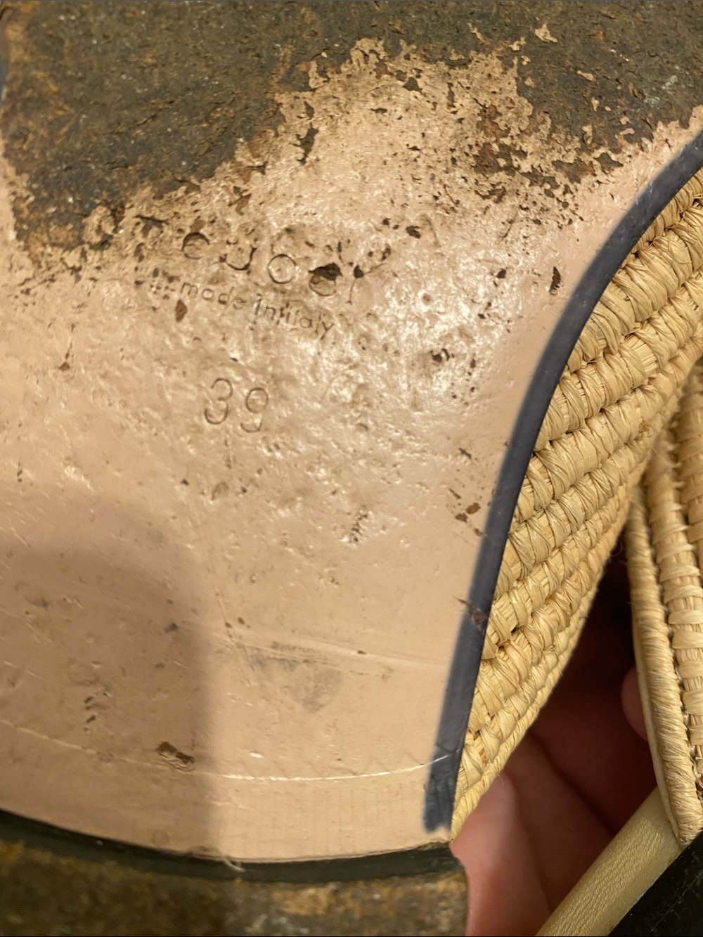 Gucci Beige Raffia Mule Slides with Gold Horsebit. Size 39 - Picture 8 of 12